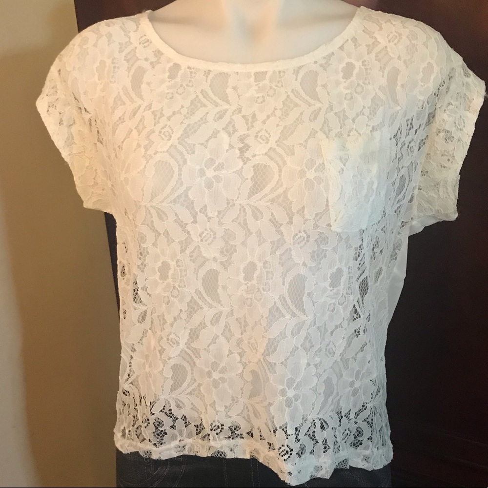 🆕 Catwalk Studio White Lace Asymmetrical Top-Sm